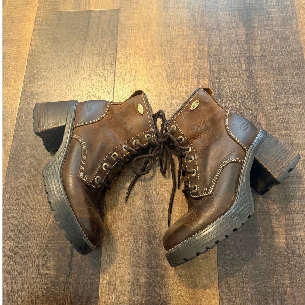 Y2K Skechers Brown Leather Lace Up Heeled Ankle Boots Size 6